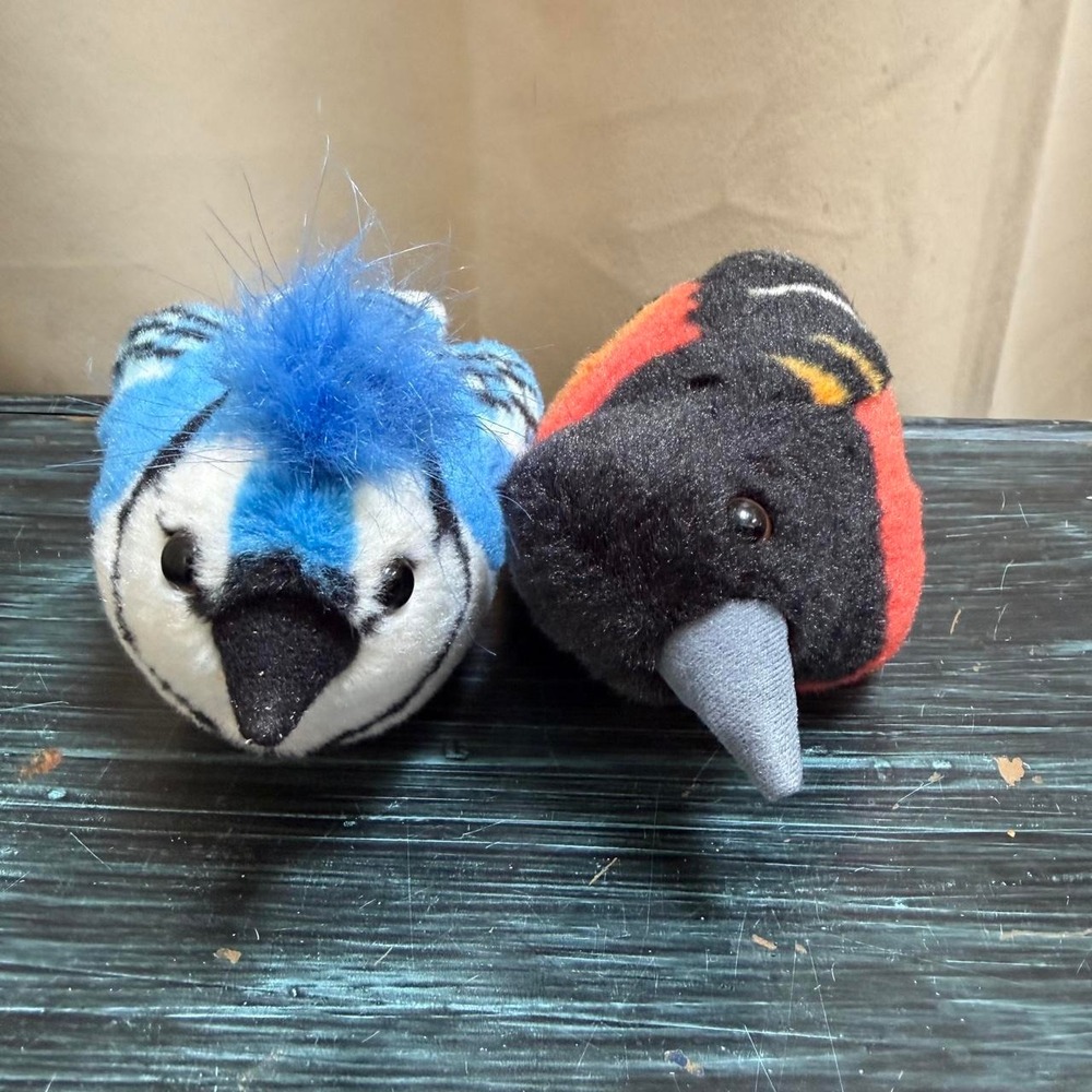 Bundle of two Wild Republic birds, one Blue Jay & one Baltimore Oriole